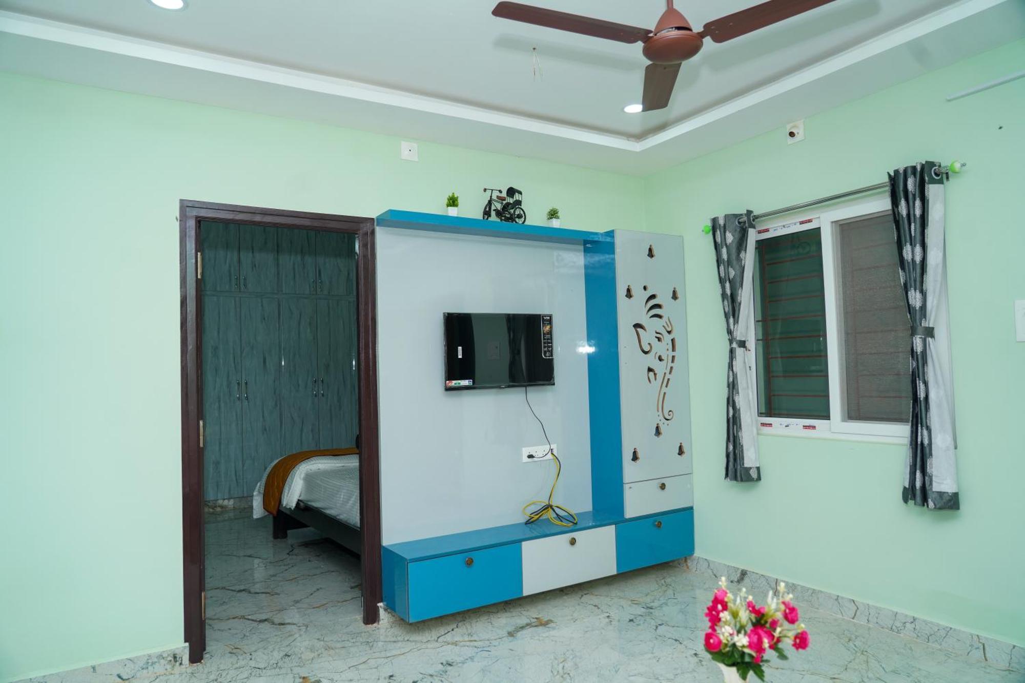 Mithra'S Homestay Near Padmavathi Ammavari Temple Tirupati Luaran gambar