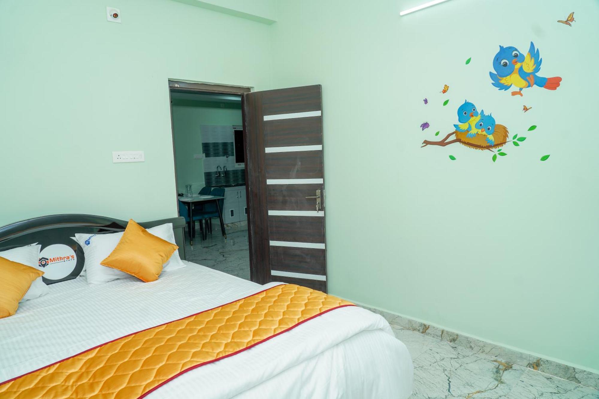 Mithra'S Homestay Near Padmavathi Ammavari Temple Tirupati Luaran gambar